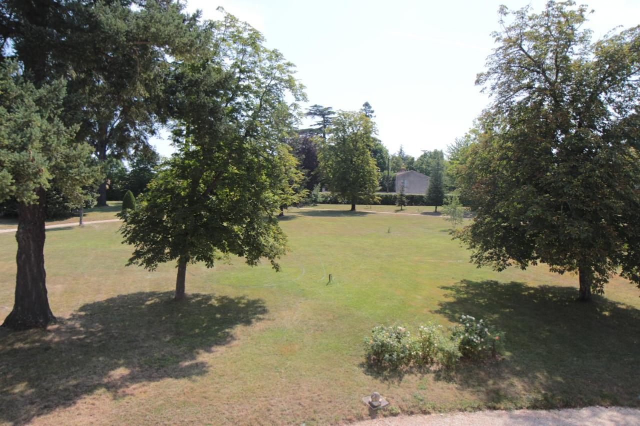 Villa Claude Cognac Luaran gambar